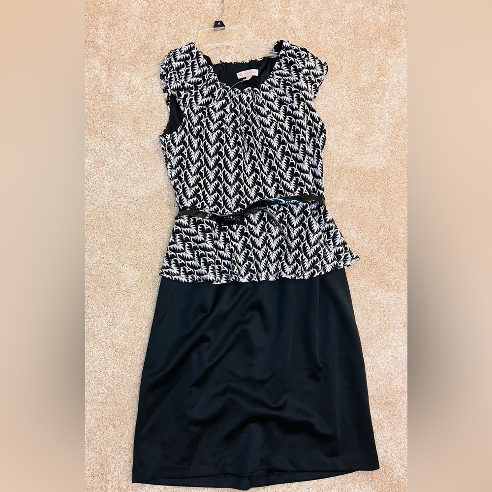 Elegant Black and White Patterned Dress